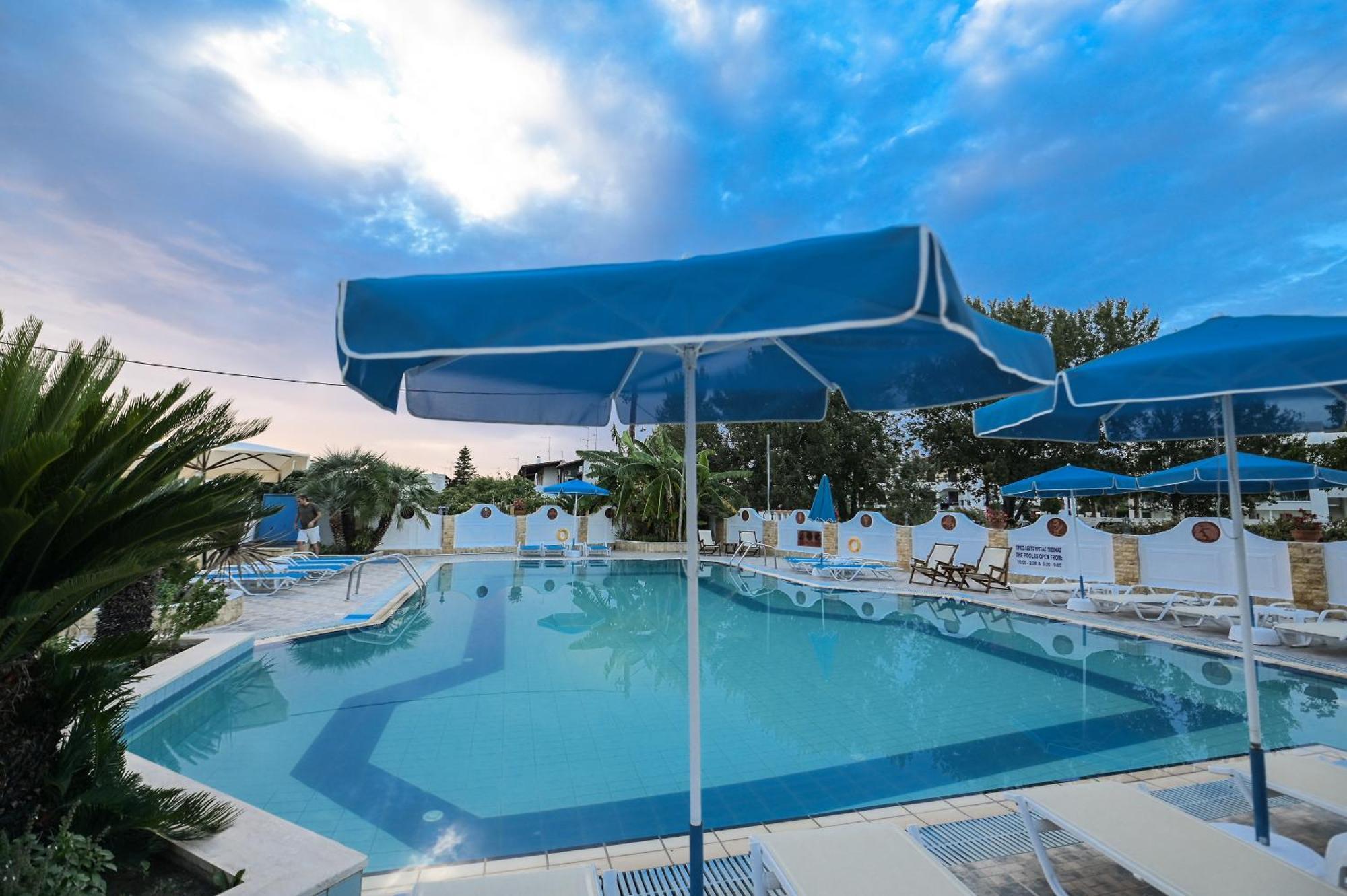 Estia Hotel Fourka Exterior photo