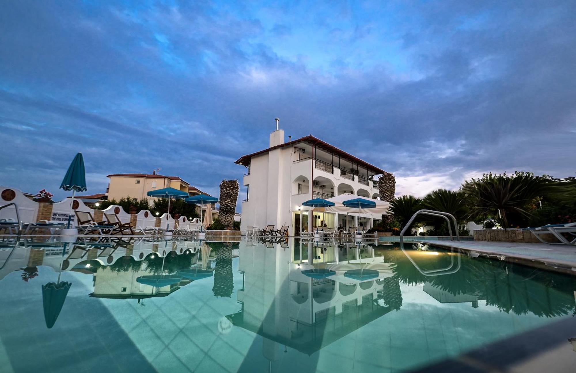 Estia Hotel Fourka Exterior photo