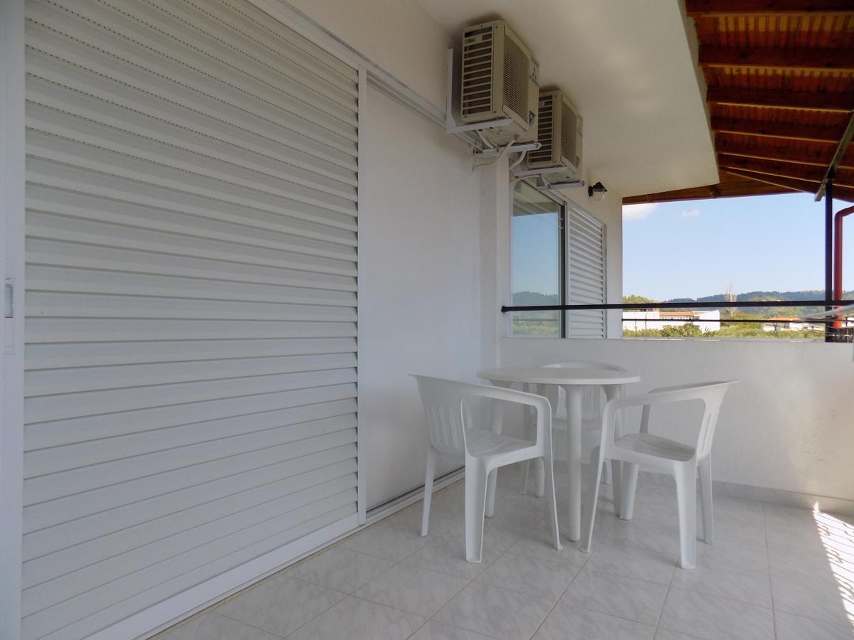 Estia Hotel Fourka Exterior photo