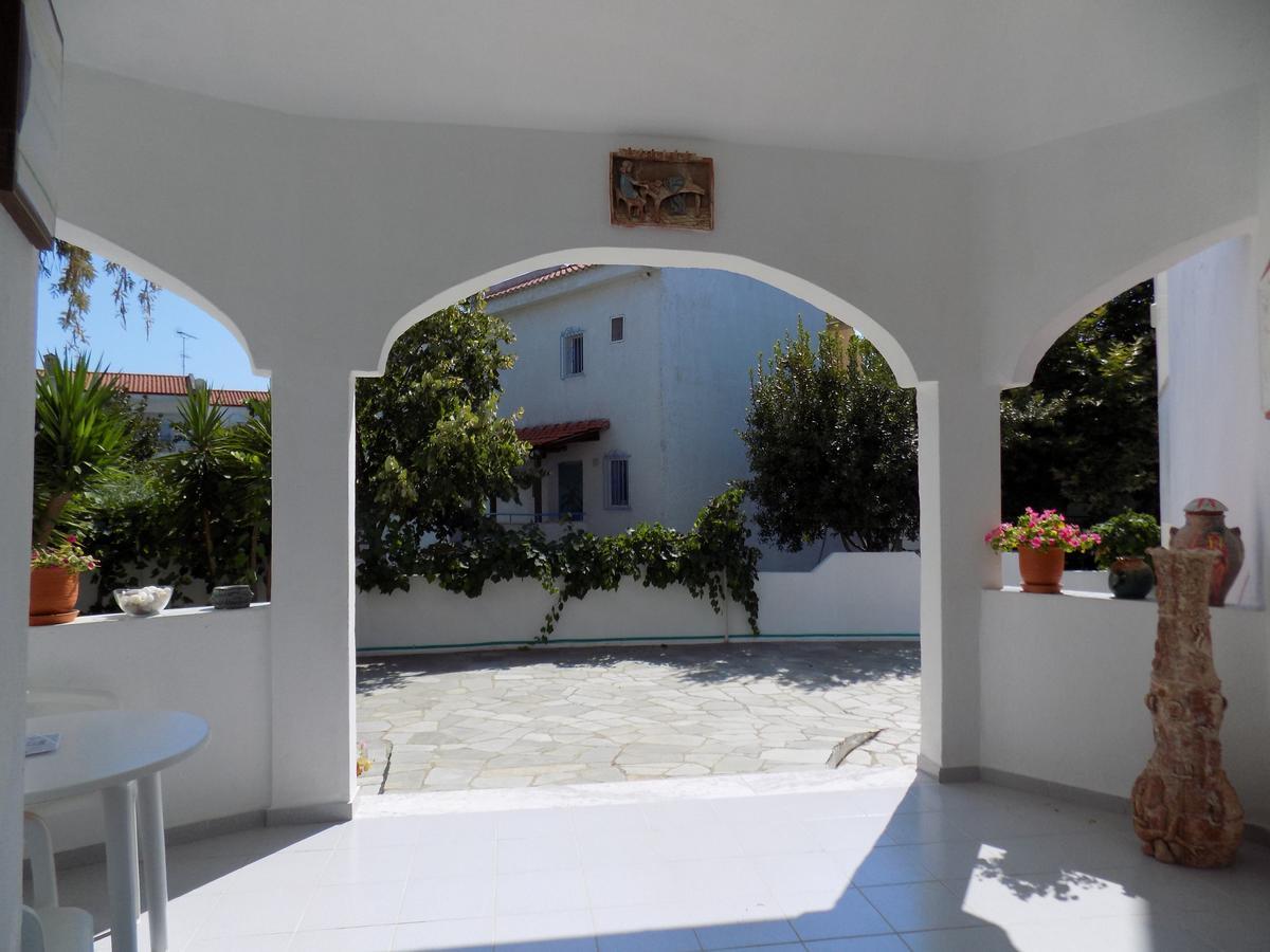Estia Hotel Fourka Exterior photo